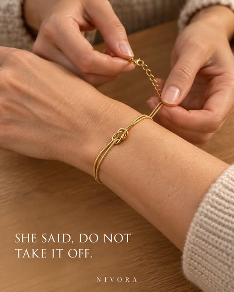 With the holidays coming up, there’s truly no better moment for matching bracelets that symbolize love and connection.