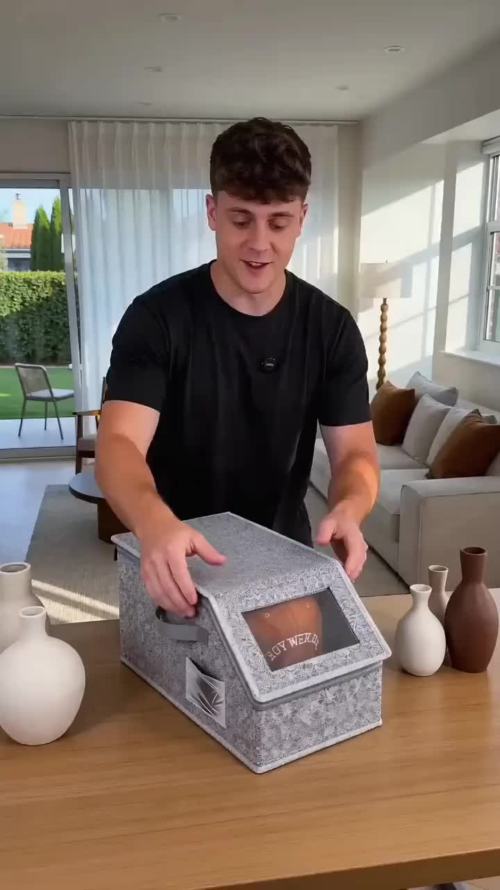 Multifunctional Foldable Dust Hat Storage Box