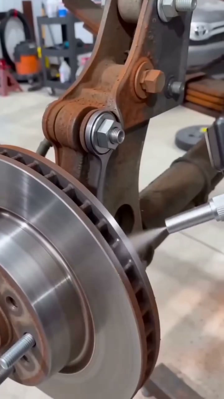 Bring Old, Rusted Tools & Parts Back to Life in Seconds!