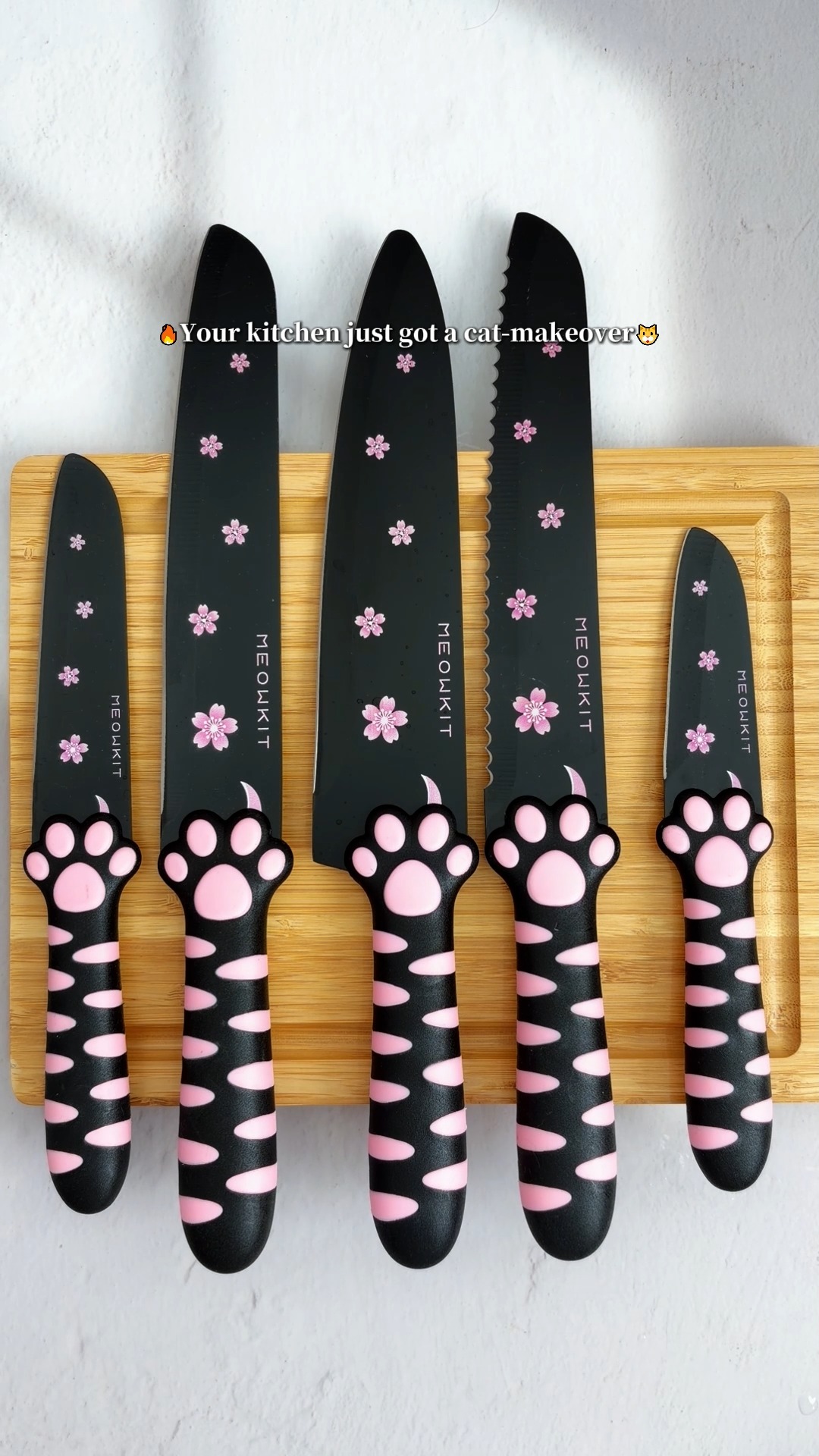 Anúncio de Meowkitofficial