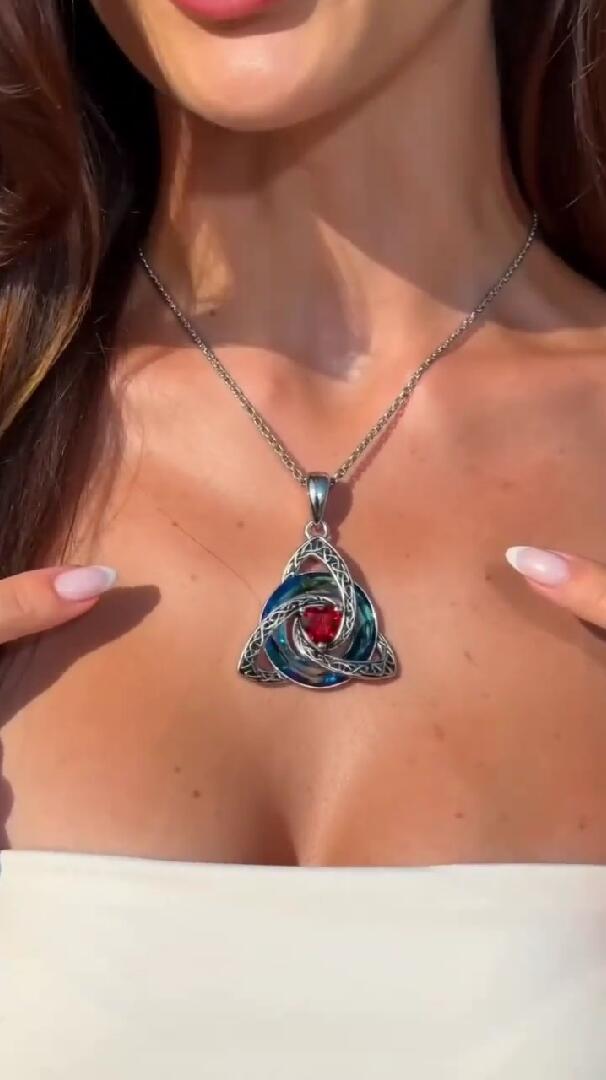 A Symbol of Eternal Love She’ll Treasure Forever! (50% OFF)