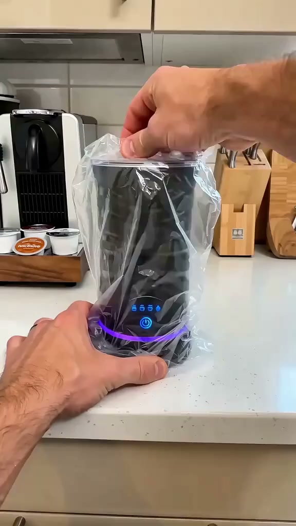 Anúncio de Careluxpro