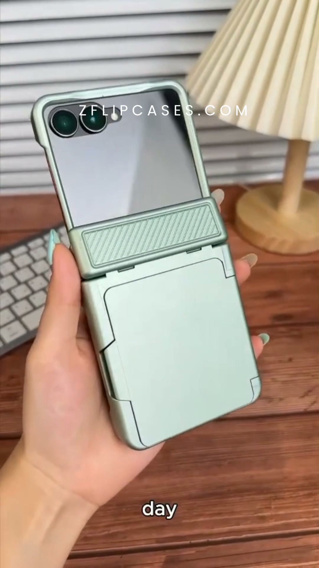 Your Z Flip 8 Case Should Replace Your Wallet Too