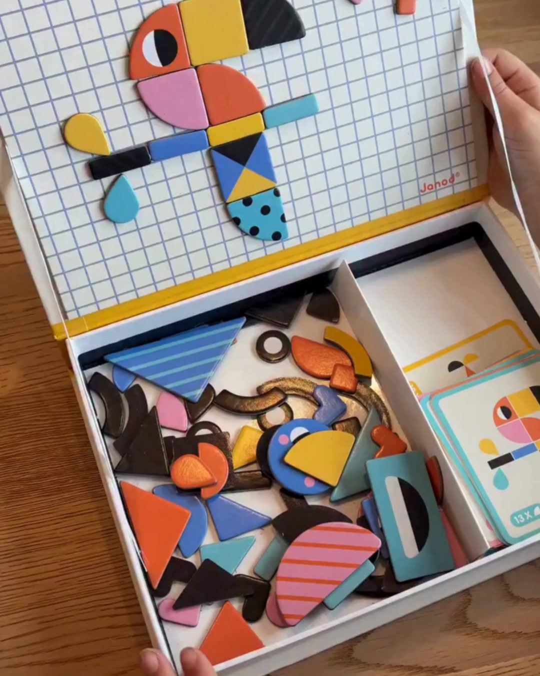 Endloser Puzzlespaß mit MagniPlay!