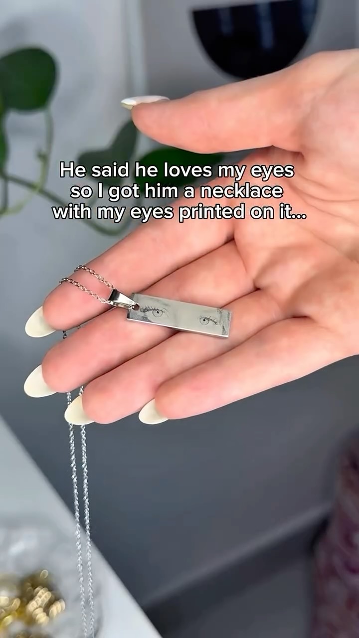 Turn their eyes into a permanent memory