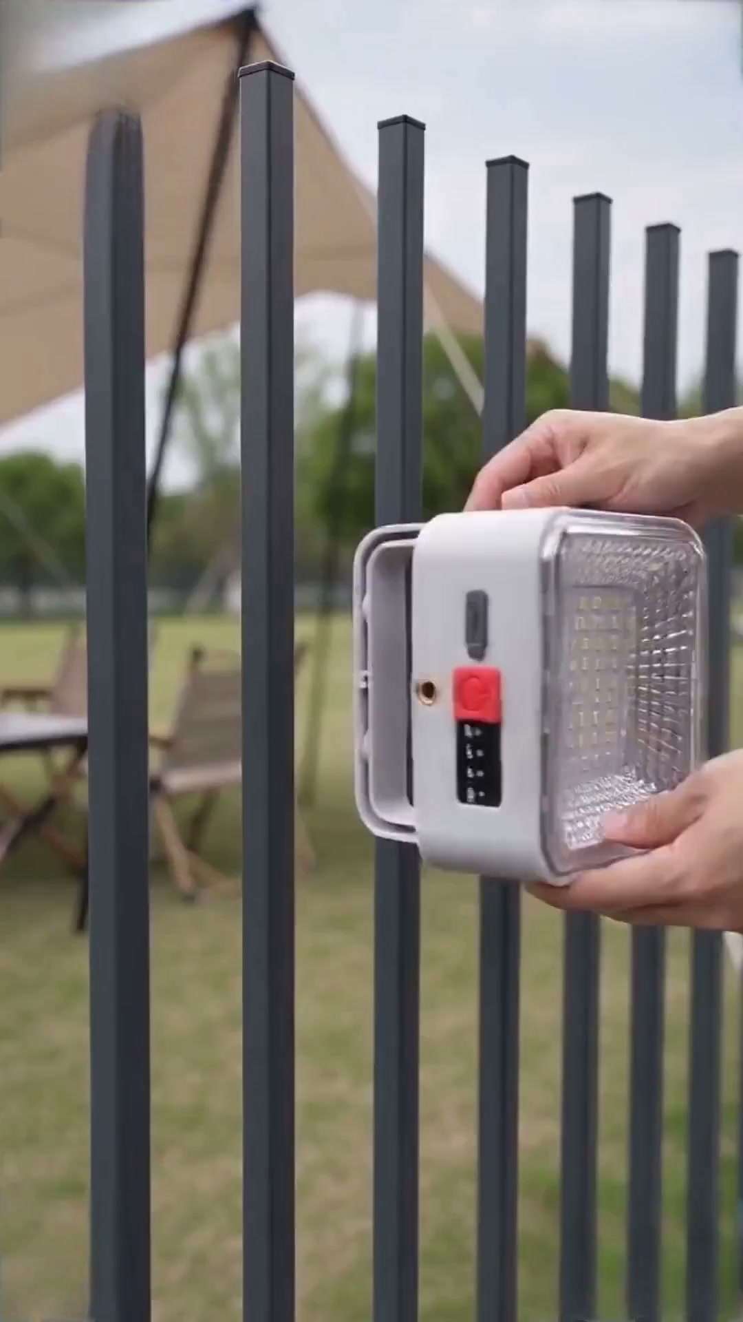 Tragbare, wasserdichte Solar-Campinglampe