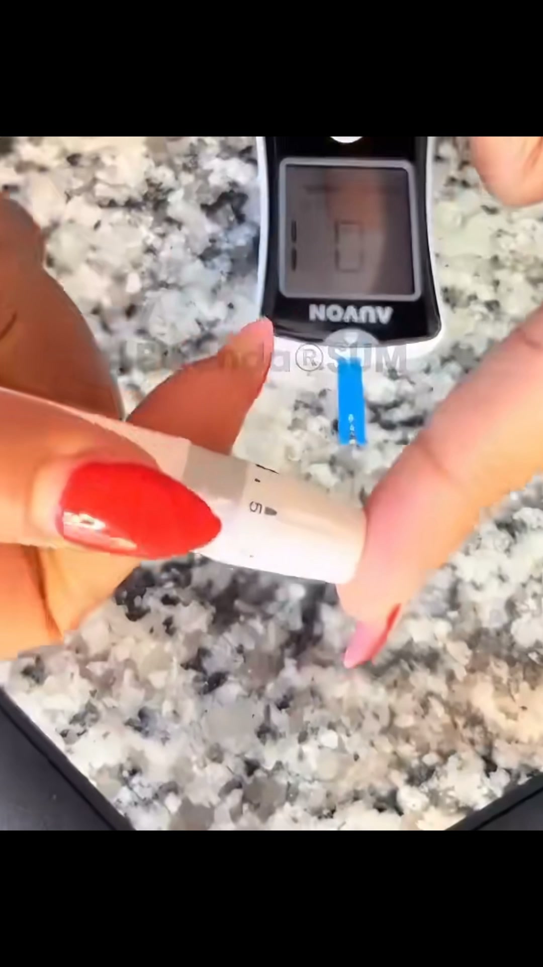 Zero wound & infection risk! Safe health monitoring