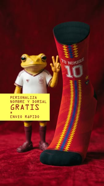 Personaliza tus calcetines de España con tu nombre y número. Gratis. Pedidos antes de las 16:00 envío el mismo día.
