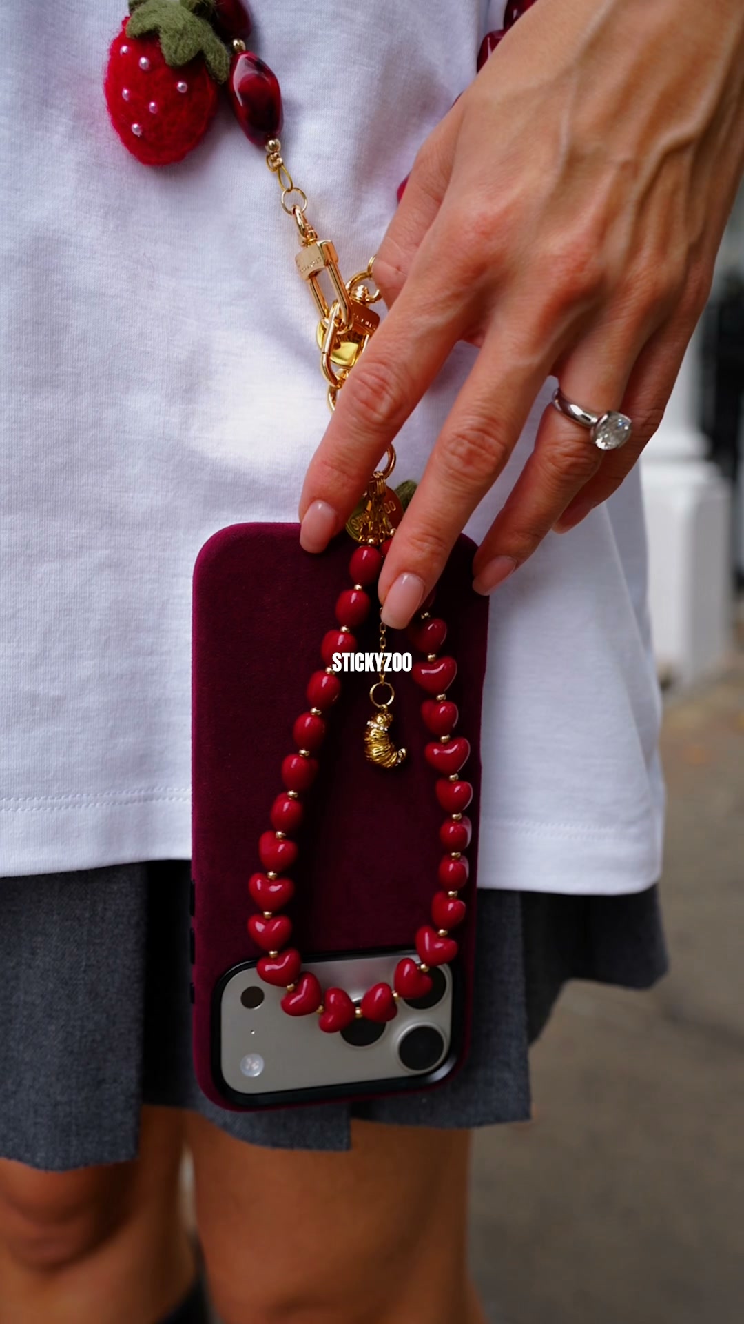 See How It Attaches. Choose the Phone Strap You Love.