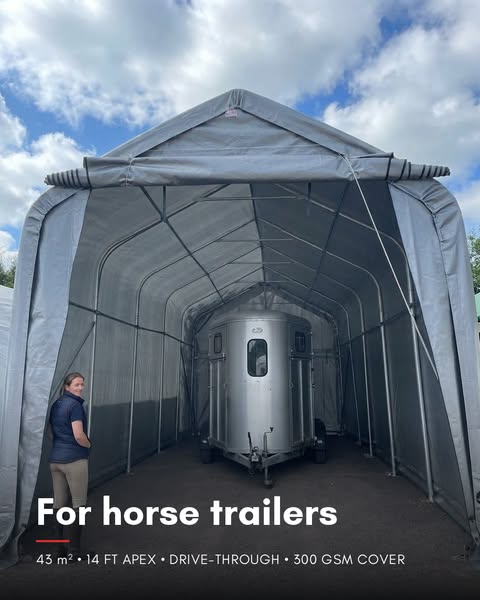 Horse Trailer Shelter, 33 x 14 ft