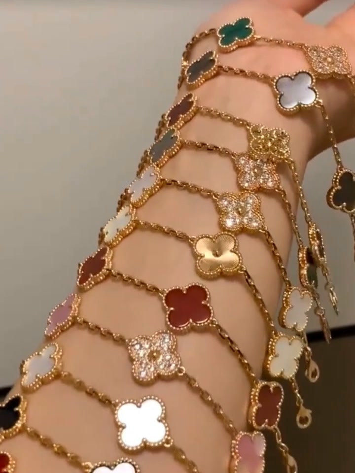 FREE Aurena Jewelry Today