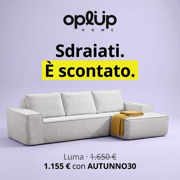 Il divano che sale le scale da solo
