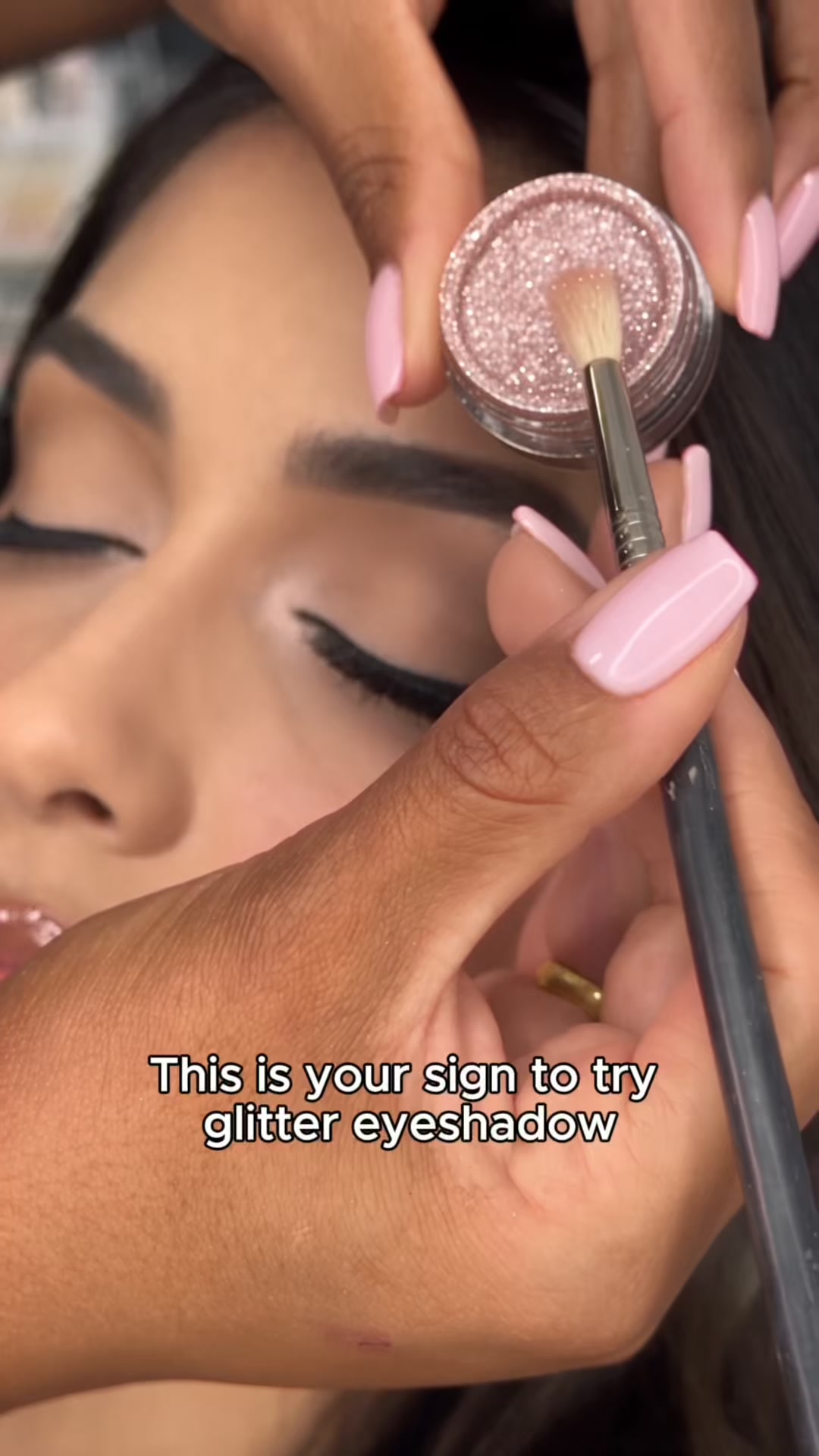 Anúncio de Vanicosmetics