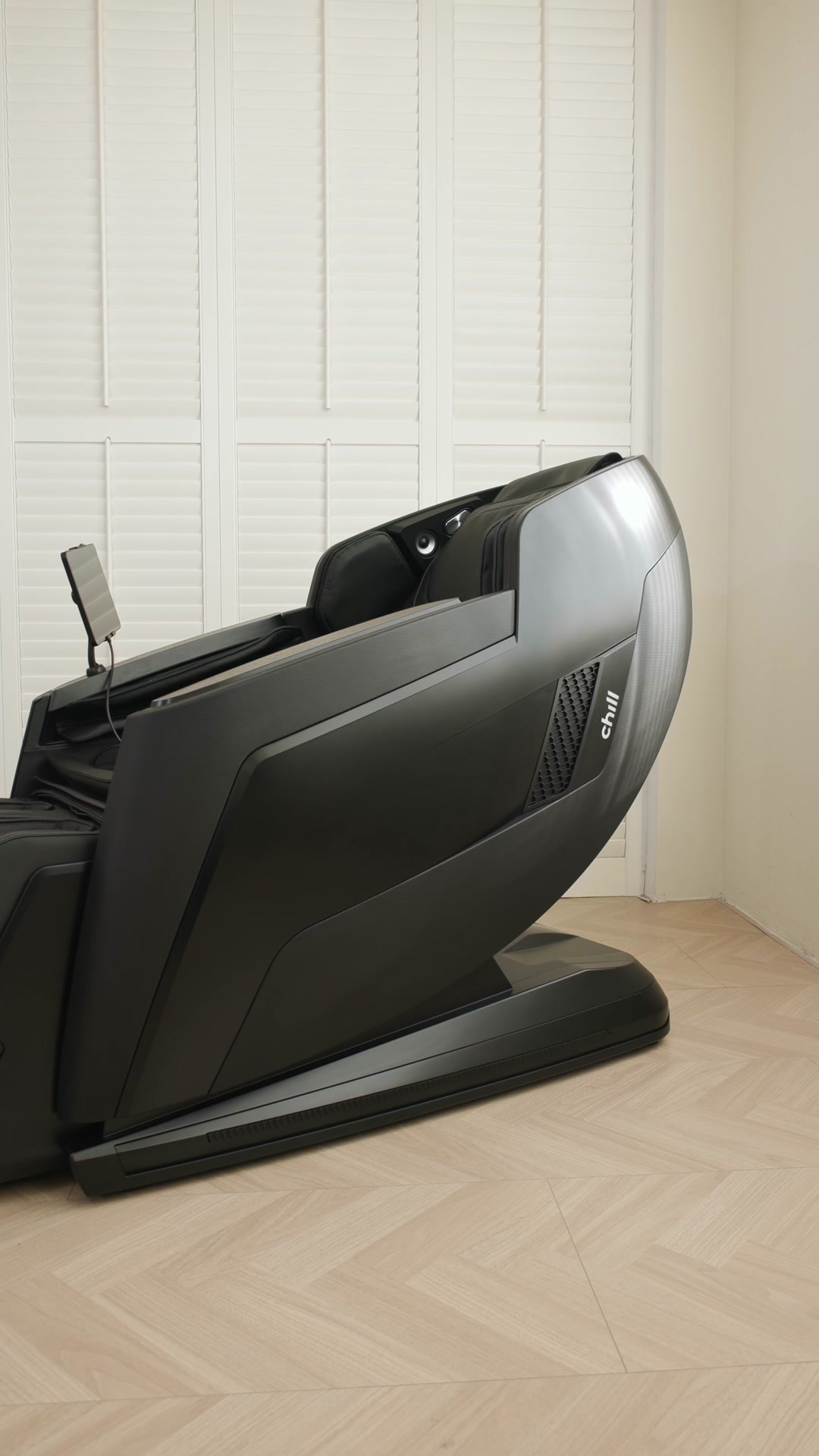 Meet Flow State. The Mind-Body Massage Chair.
