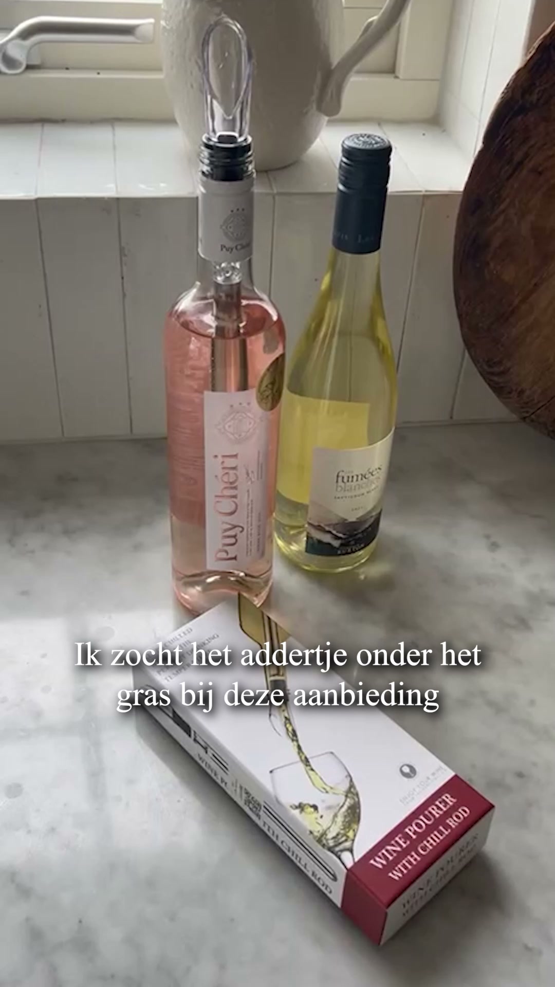 Geen kleine lettertjes. Wel twee complete sets.