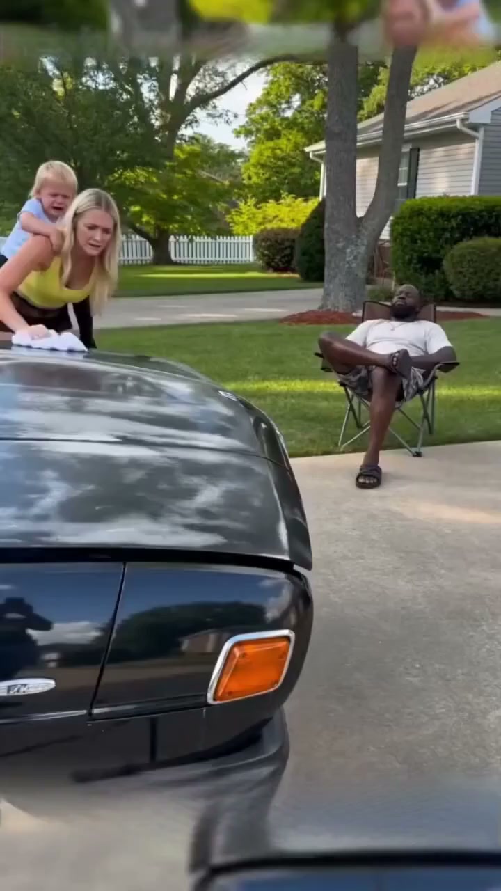 Rouseriseup