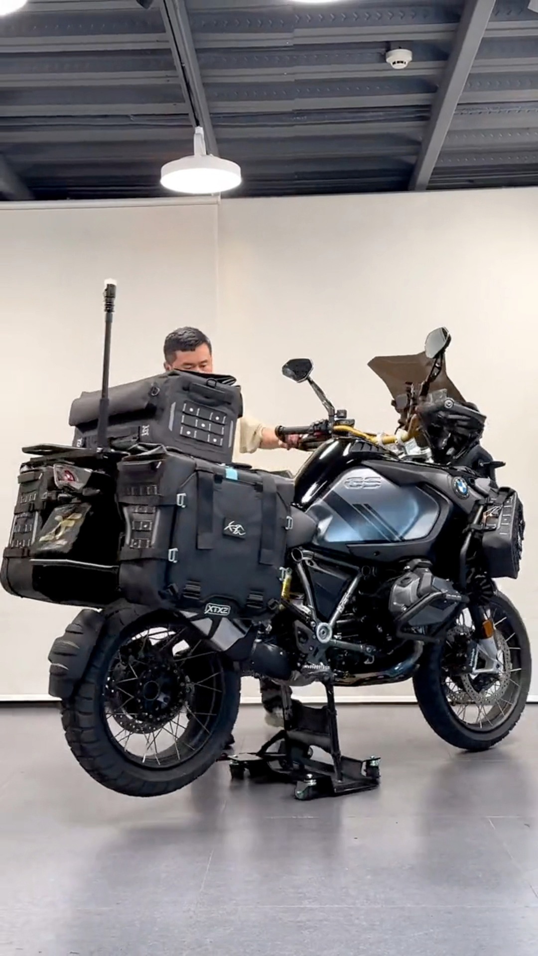 Anúncio de motojini