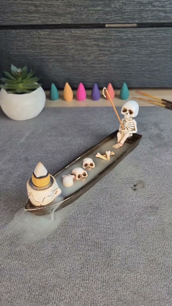 Plus qu’un brûle-encens… une véritable pièce de décoration