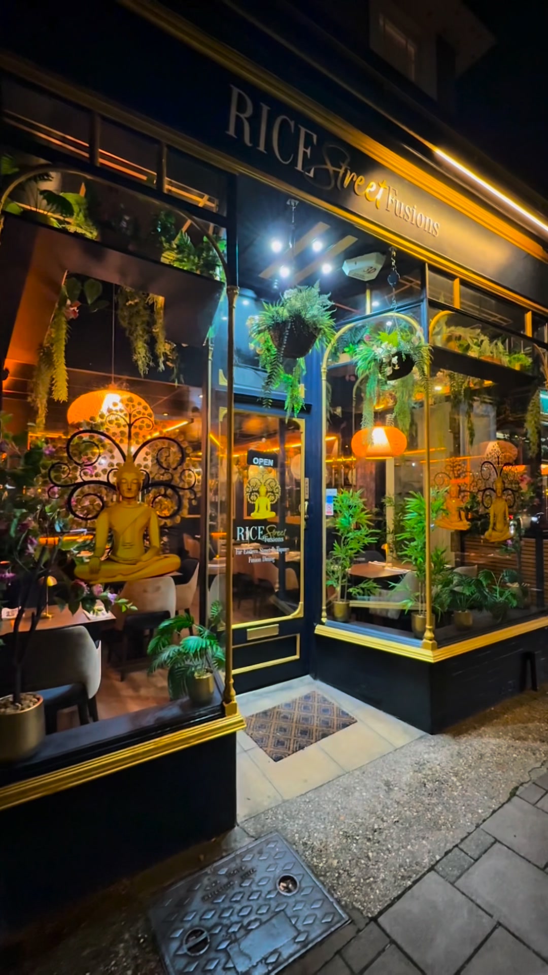 STUNNING FUSION DINING