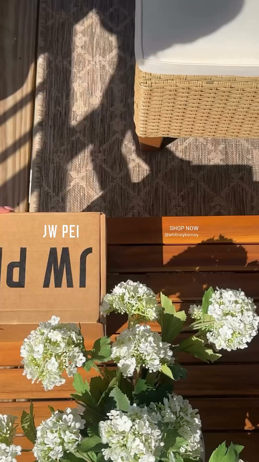 Anúncio de JW PEI UK
