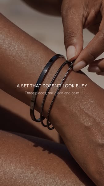 A set that isn't busy