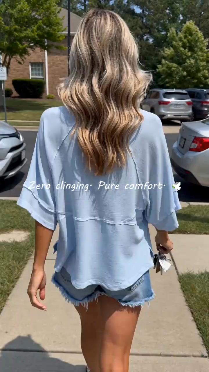 Loose-Fit, Round-Neck Top with Batwing Sleeves (Three-Quarter Length)