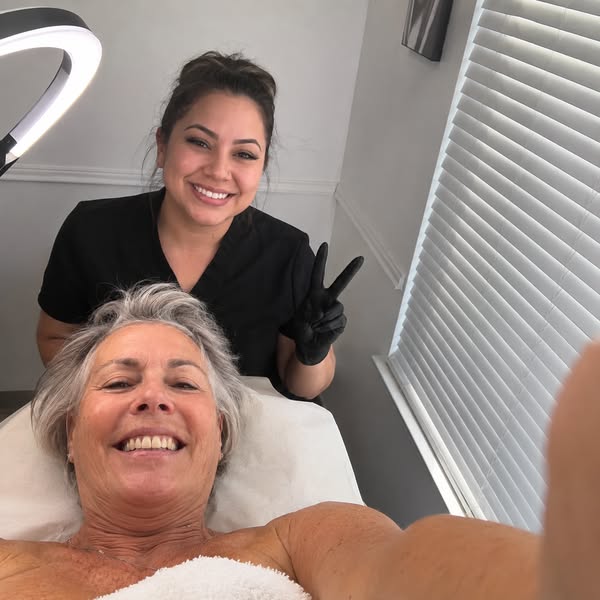 65-Year Old Ladys With Hairy Legs Read This!