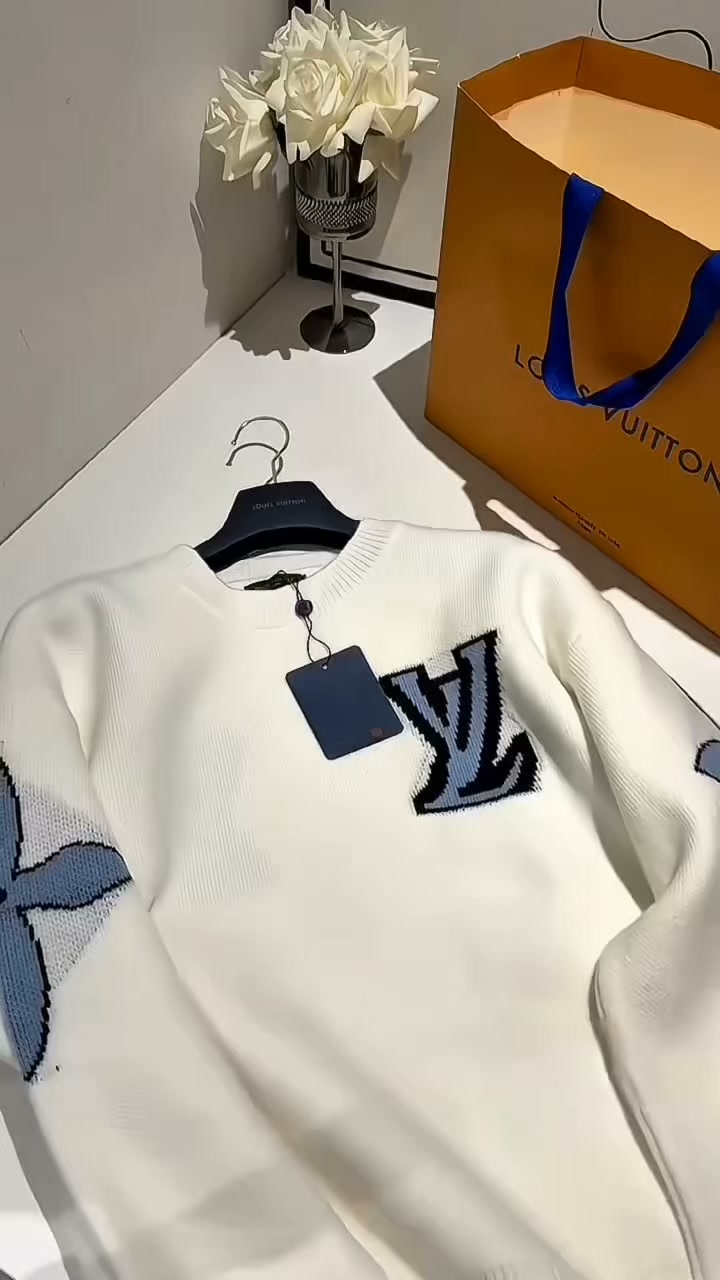 Fresh Sweaters. Fresh Style.