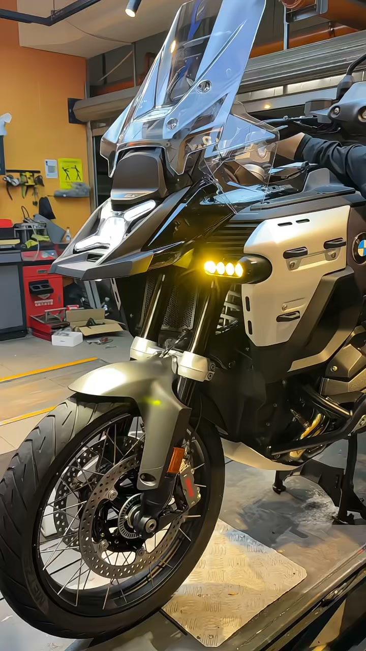 Anúncio de motojini