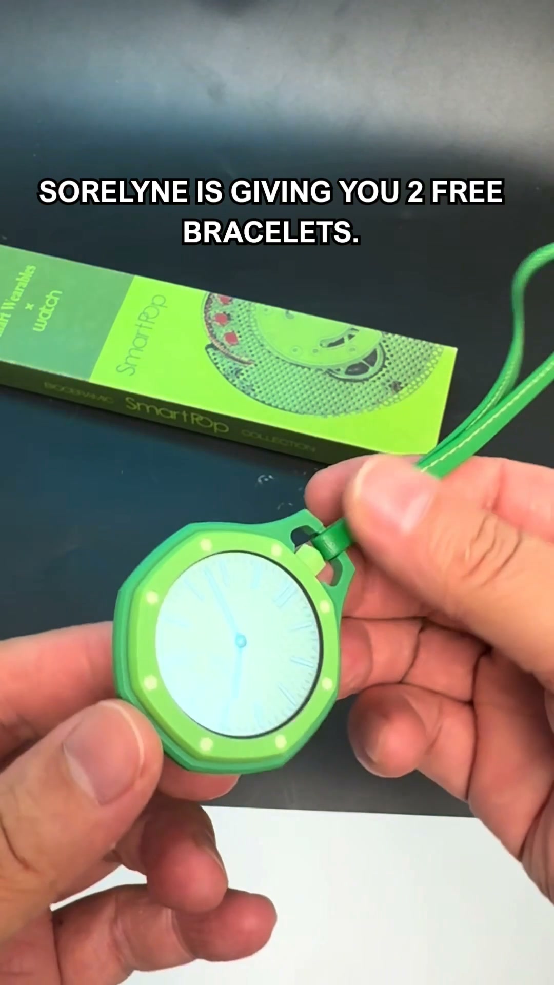 GET 2 EXTRA STRAPS FREE