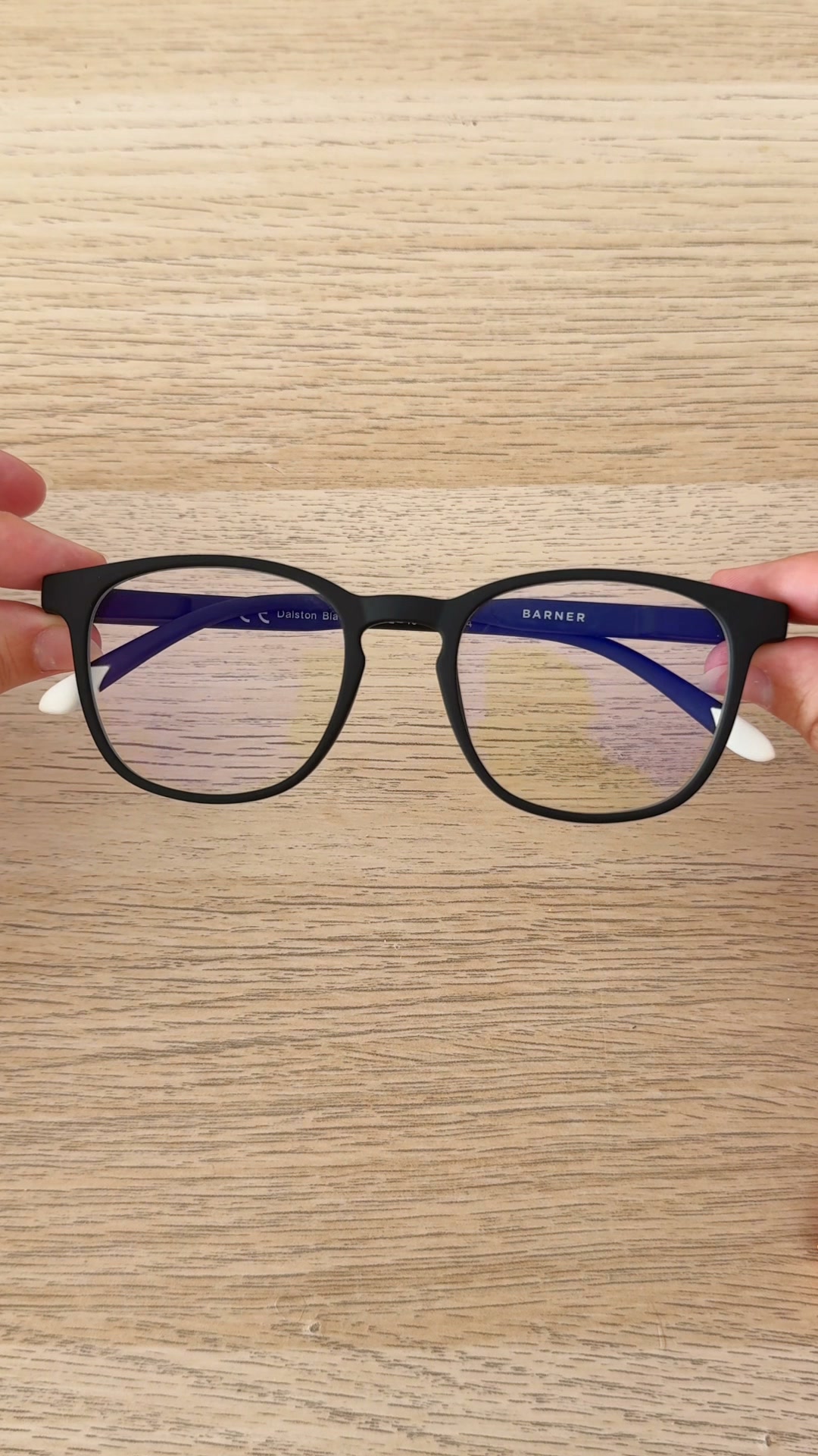 Blue Light & 100% UVA / UVB Protection