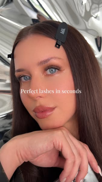 Self-stick Lashes