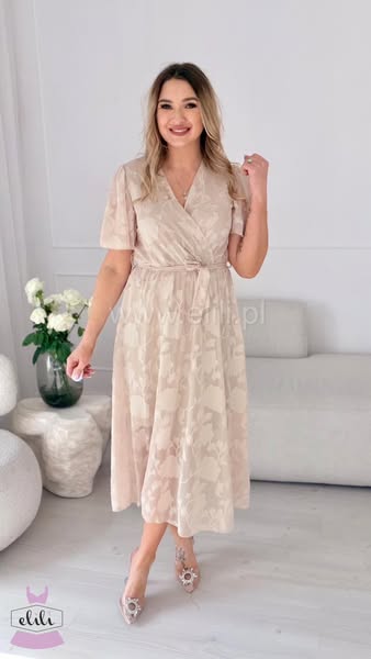 Anúncio de E-LiLi butik