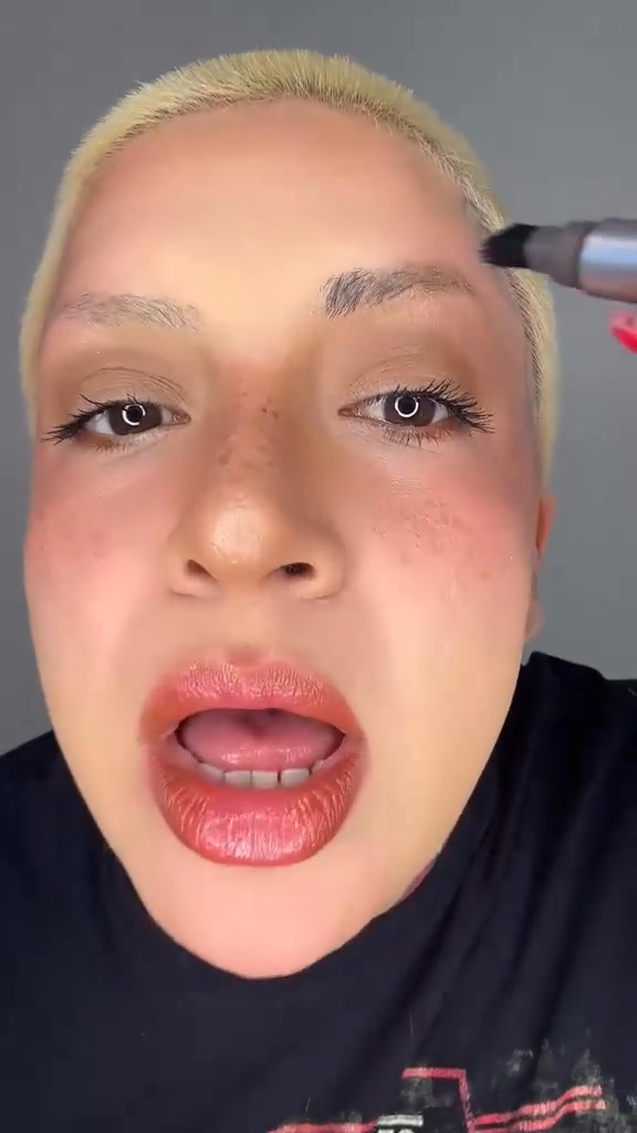 Say Goodbye to Sparse Brows!