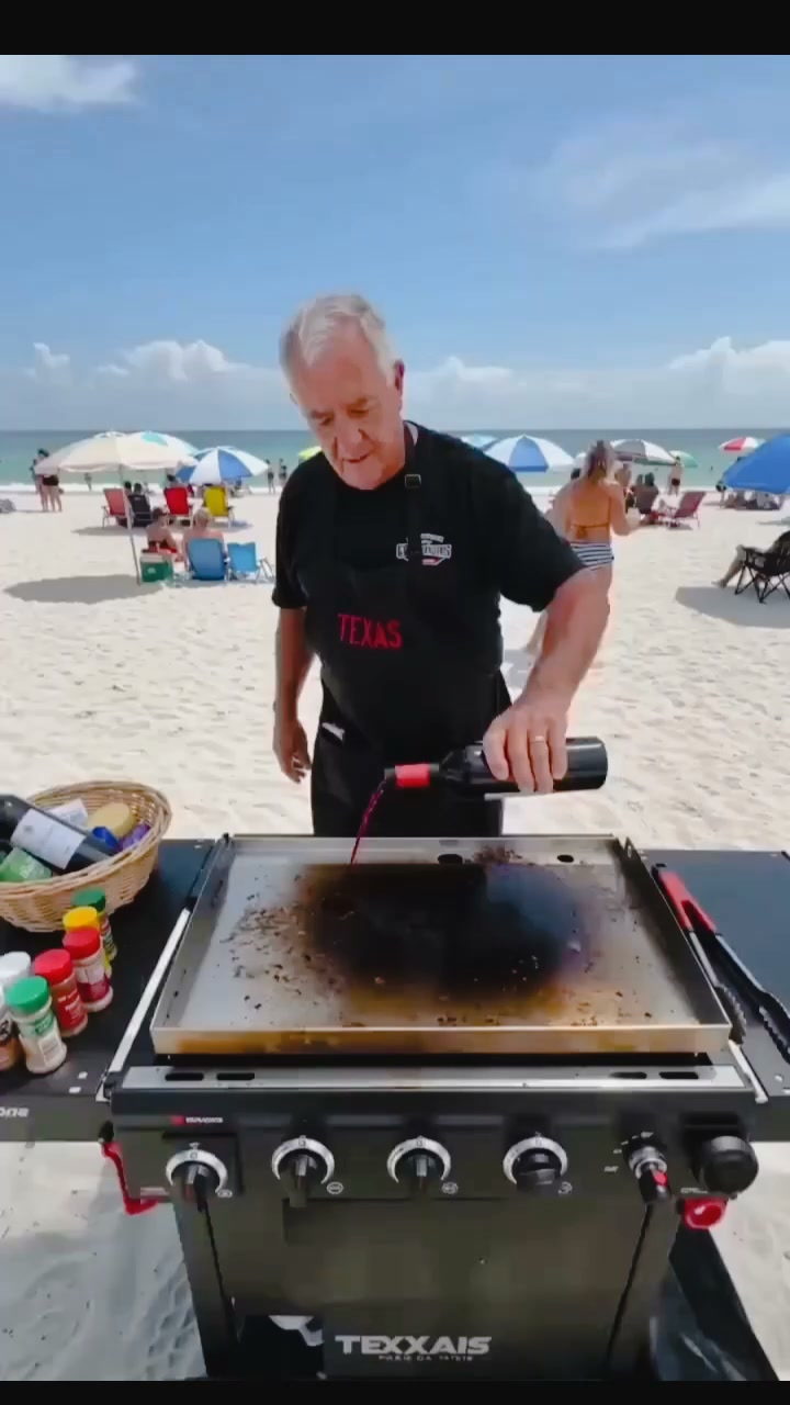 Deinen Grill in 5 Minuten sauber | 50% Rabatt