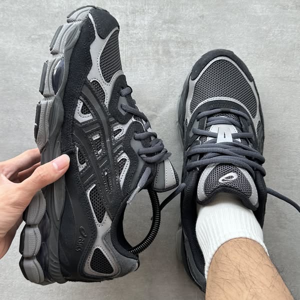 Shop ASICS Gel-NYC Graphite Grey Black | Double Boxed