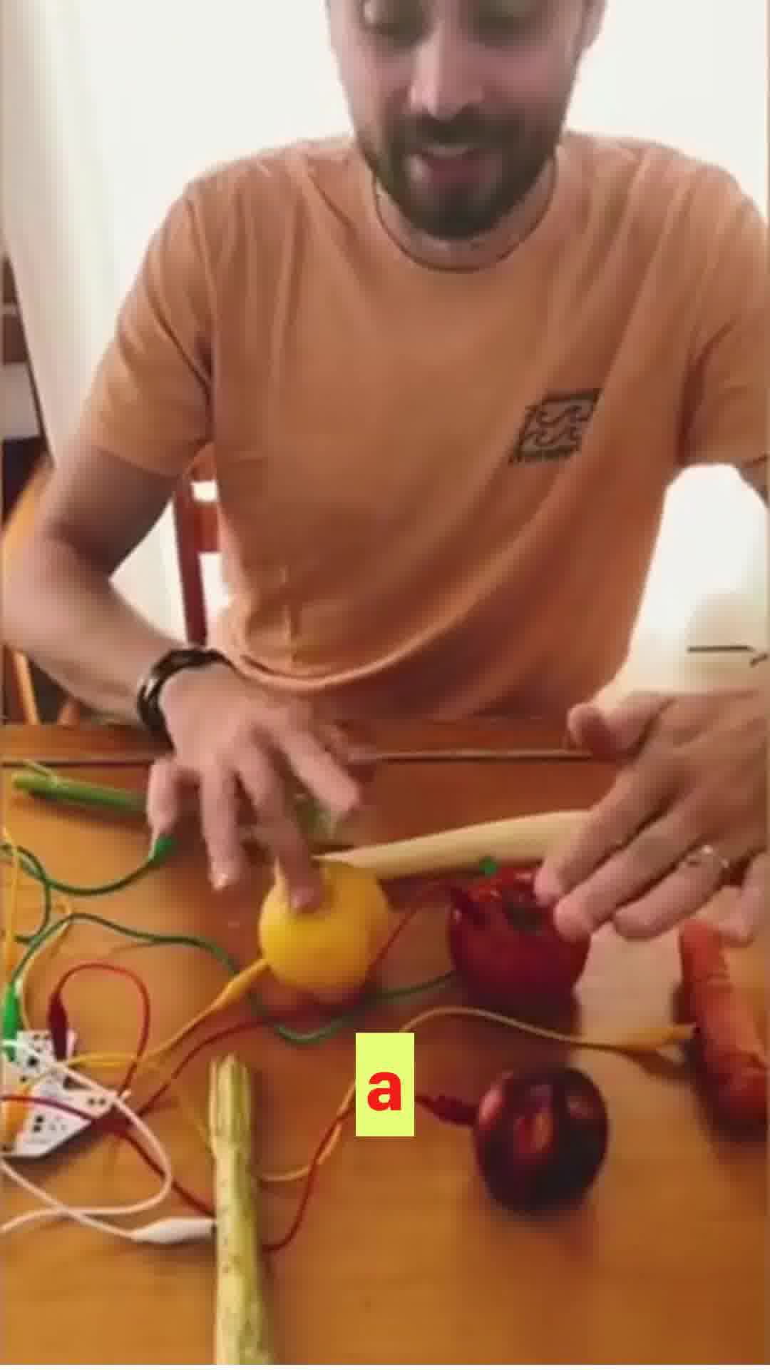 Anúncio de Playtronica