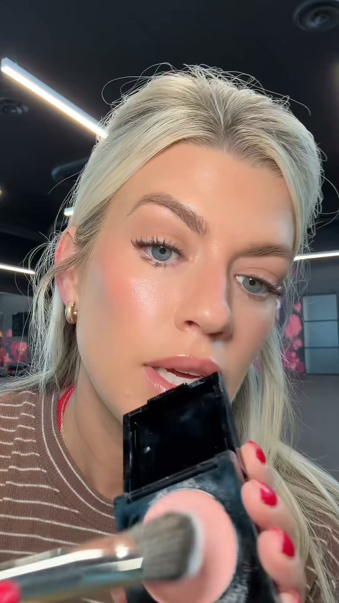 Tired Eyes, Brightened Fast