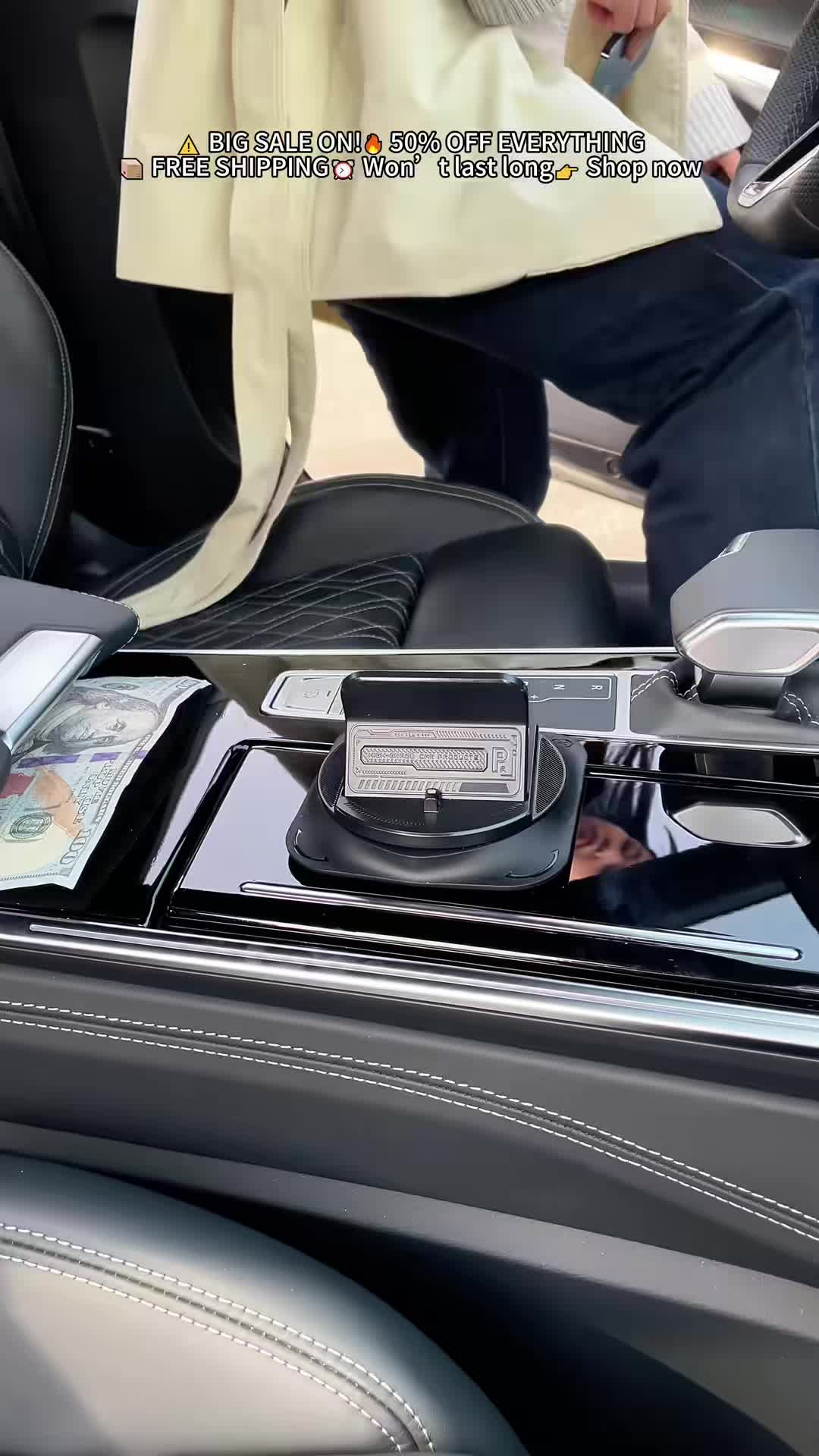 Support Téléphonique Voiture 360° - Conduite Sécurisée & Main Libre !