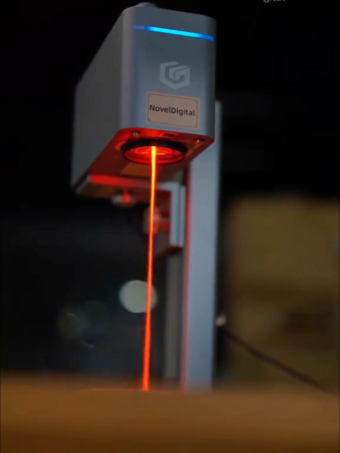 Gravador a Laser Compacto | Crie Presentes e Peças Personalizadas