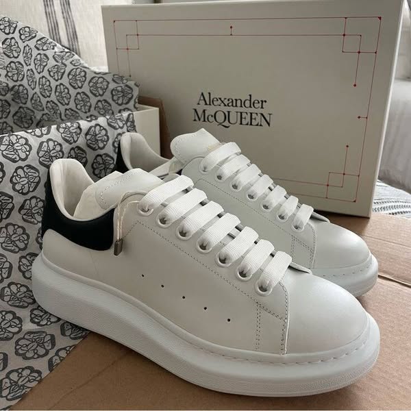 Mcqueen Blancas