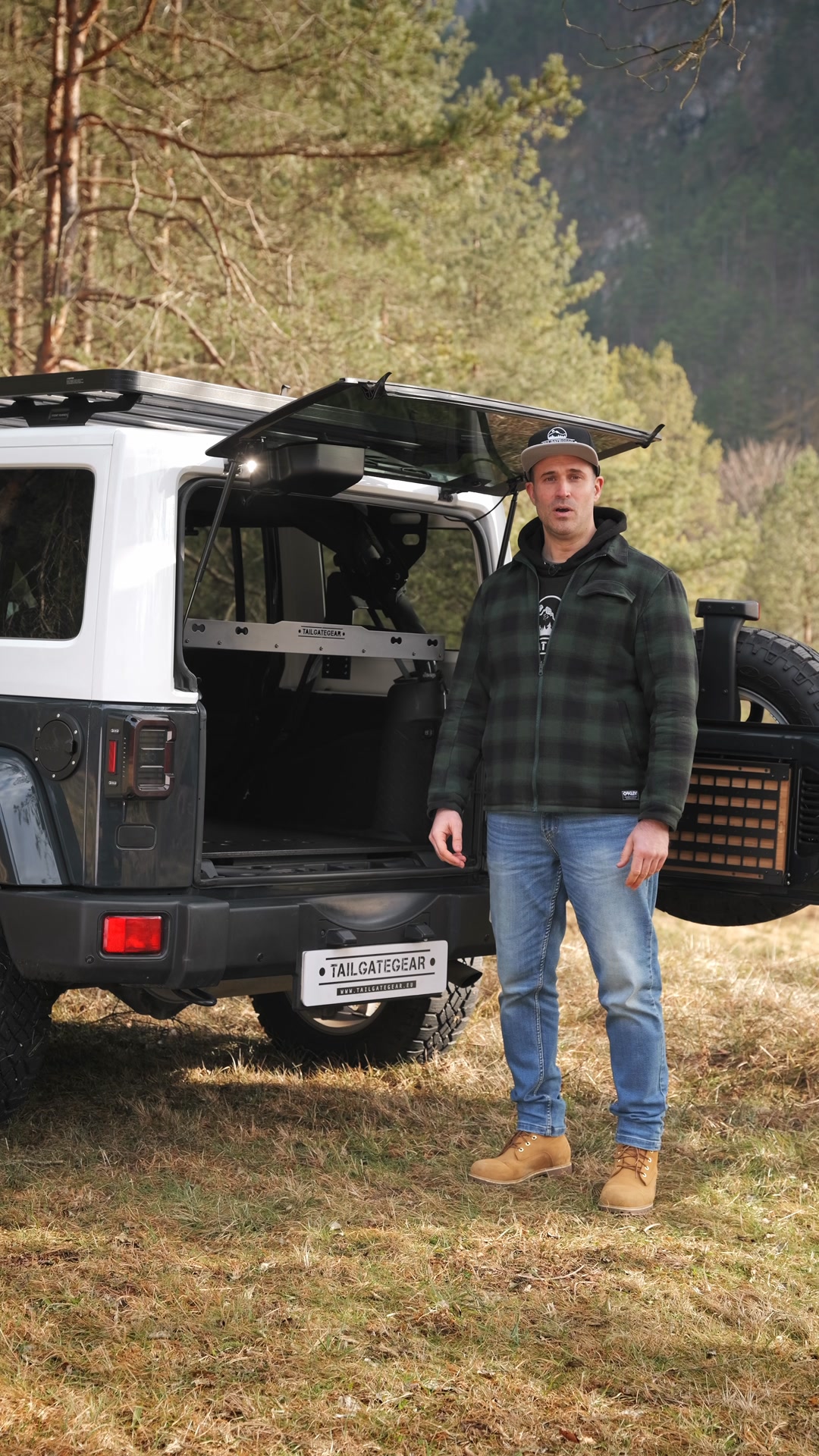 Cargo Shelf | Tailgate Gear
