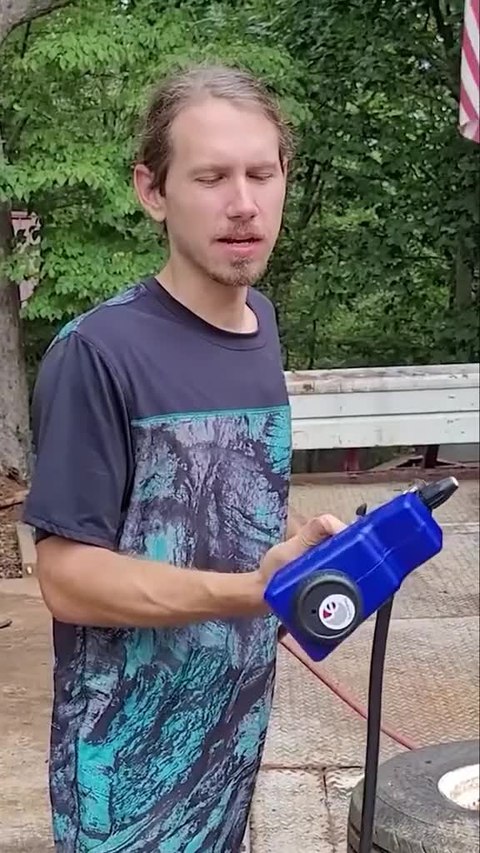 Portable Anti-Slip Handheld Sand Blaster with Nozzle