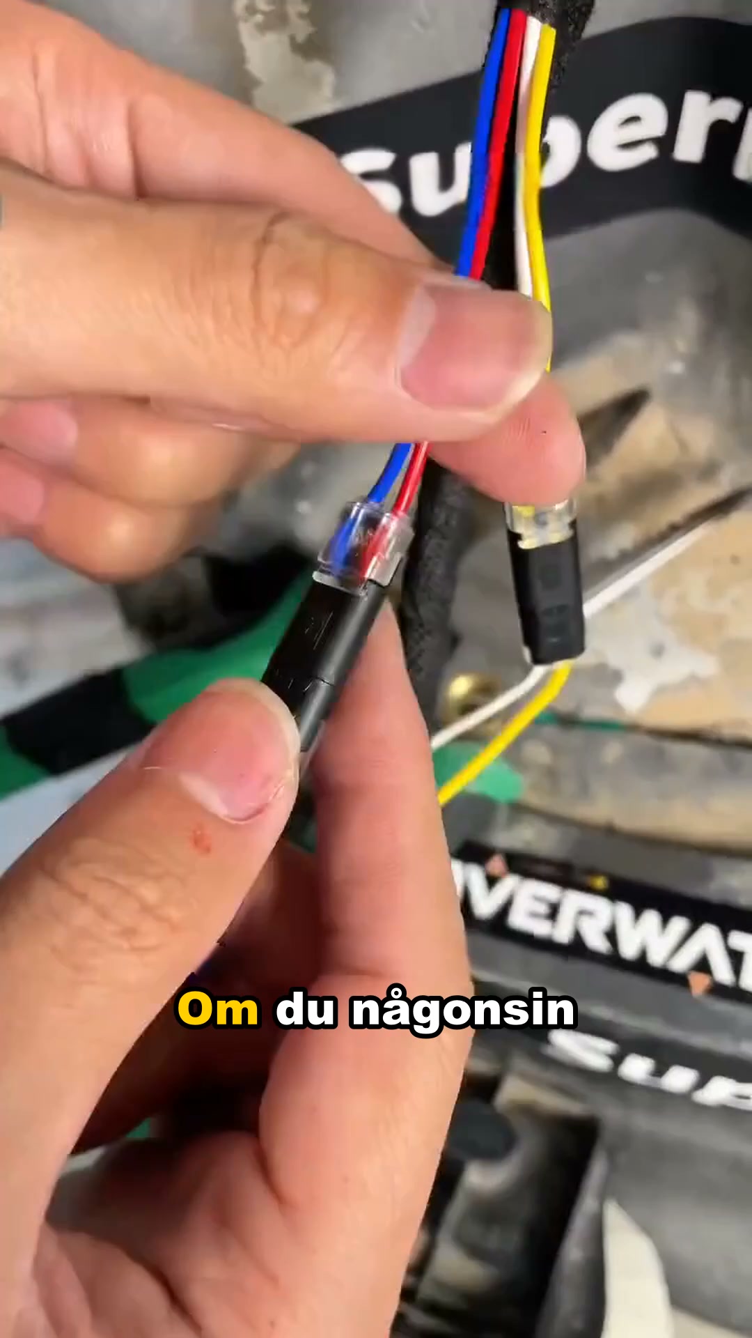 Ingen eltejp. Inget skalande. Ett klick.