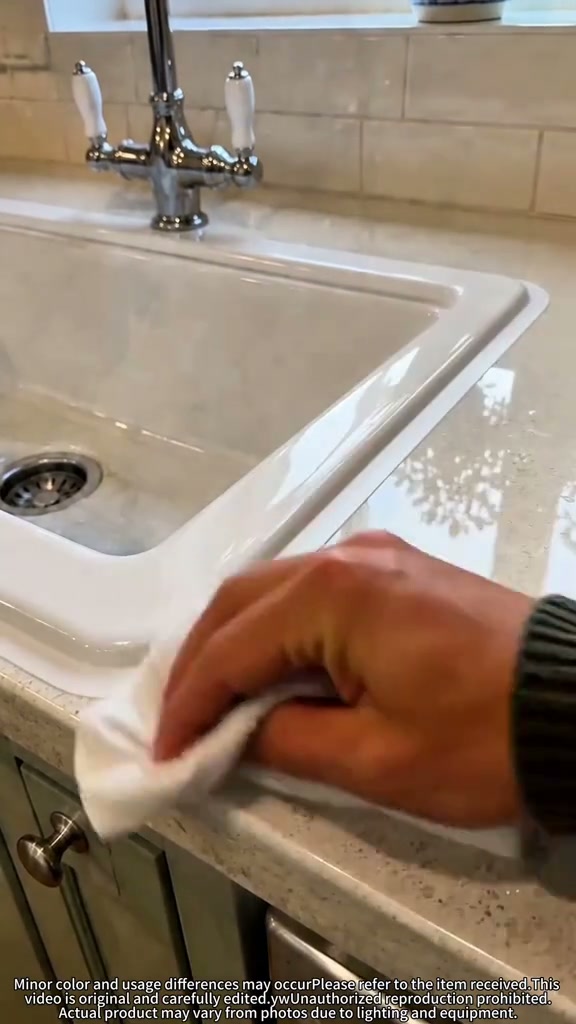Anúncio de Rusteuing