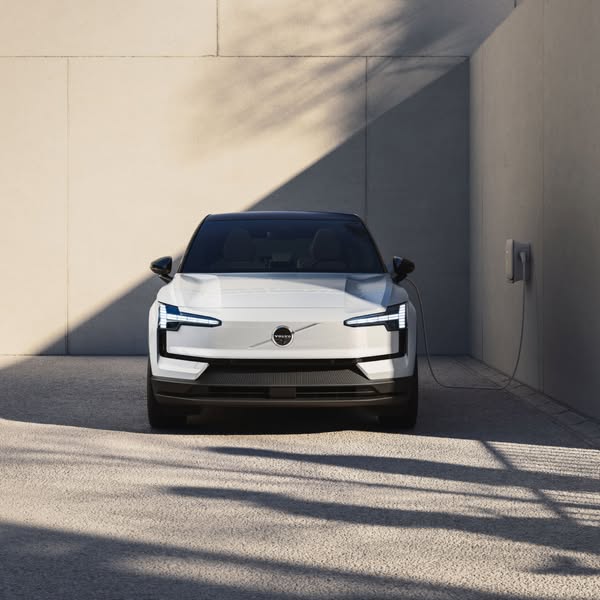 EX30 - Save up to £5,598