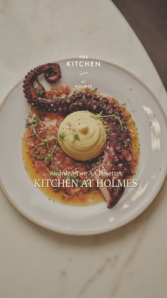Kitchen at Holmes