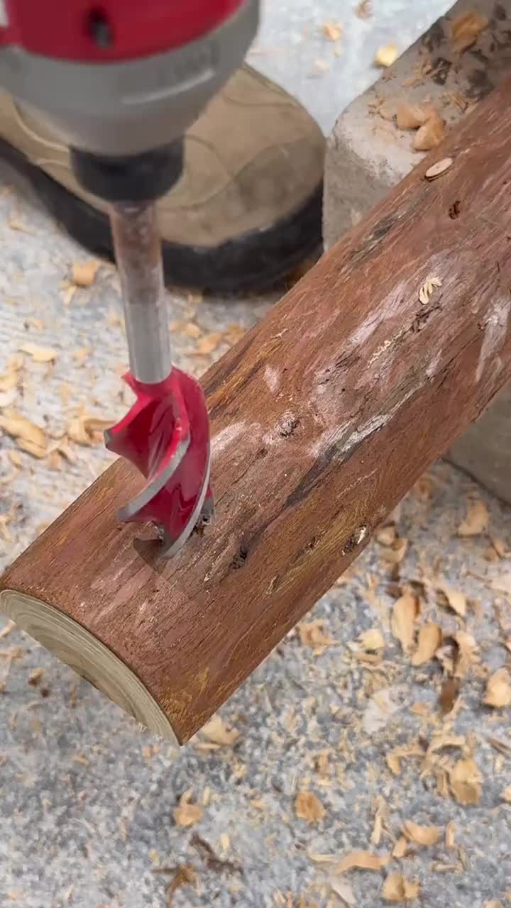 Extended woodworking four-edge drill