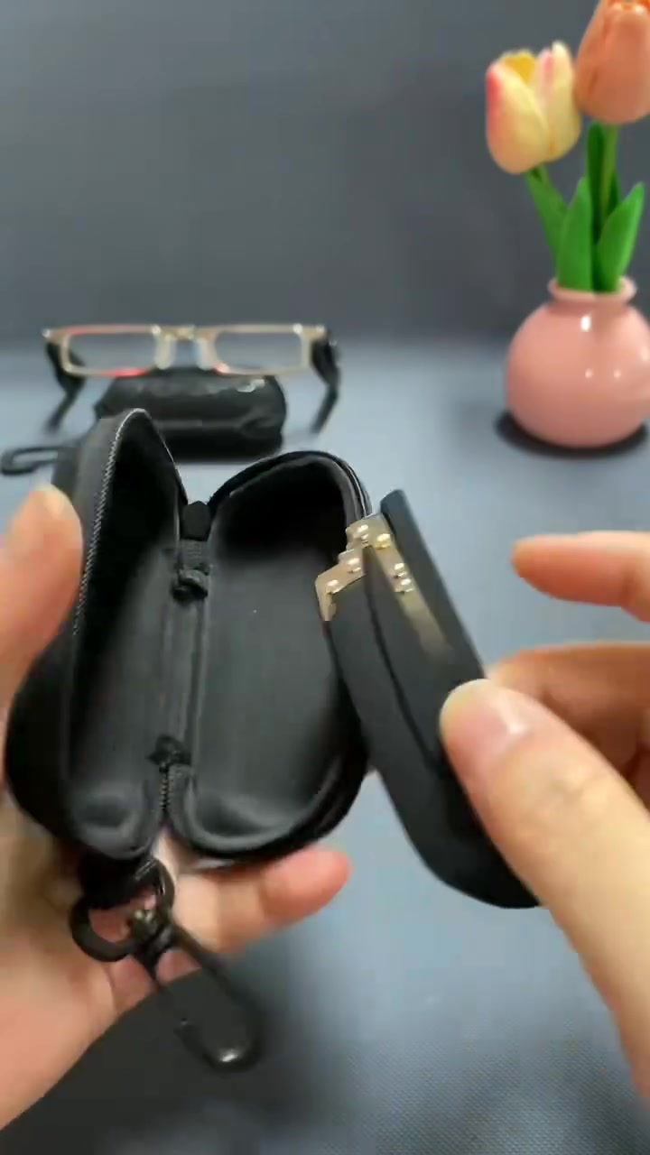 Foldable Anti-Blue Light Reading Glasses with Case