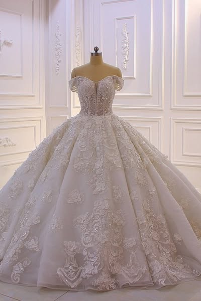 Romantic Off-the-Shoulder Backless Sweetheart Wedding Dress With Tulle Appliques Lace Ruffles | Risias White-US12
